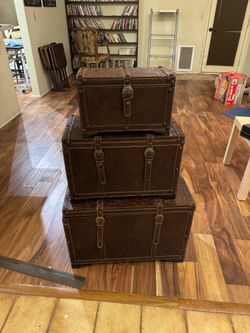 3 Nesting Chests