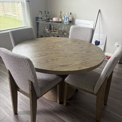 Dining Table With 4 Chairs 