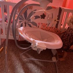 Graco Baby Swing