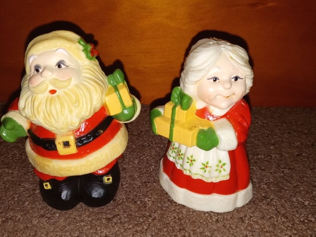 Vintage Hallmark Holiday Salt & Pepper Shakers