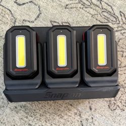 Snap-On Magnetic Lights Set W/ Base 