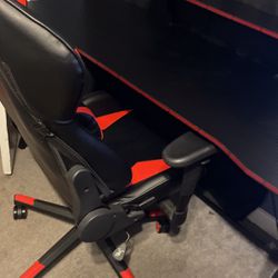 gaming desk and chair