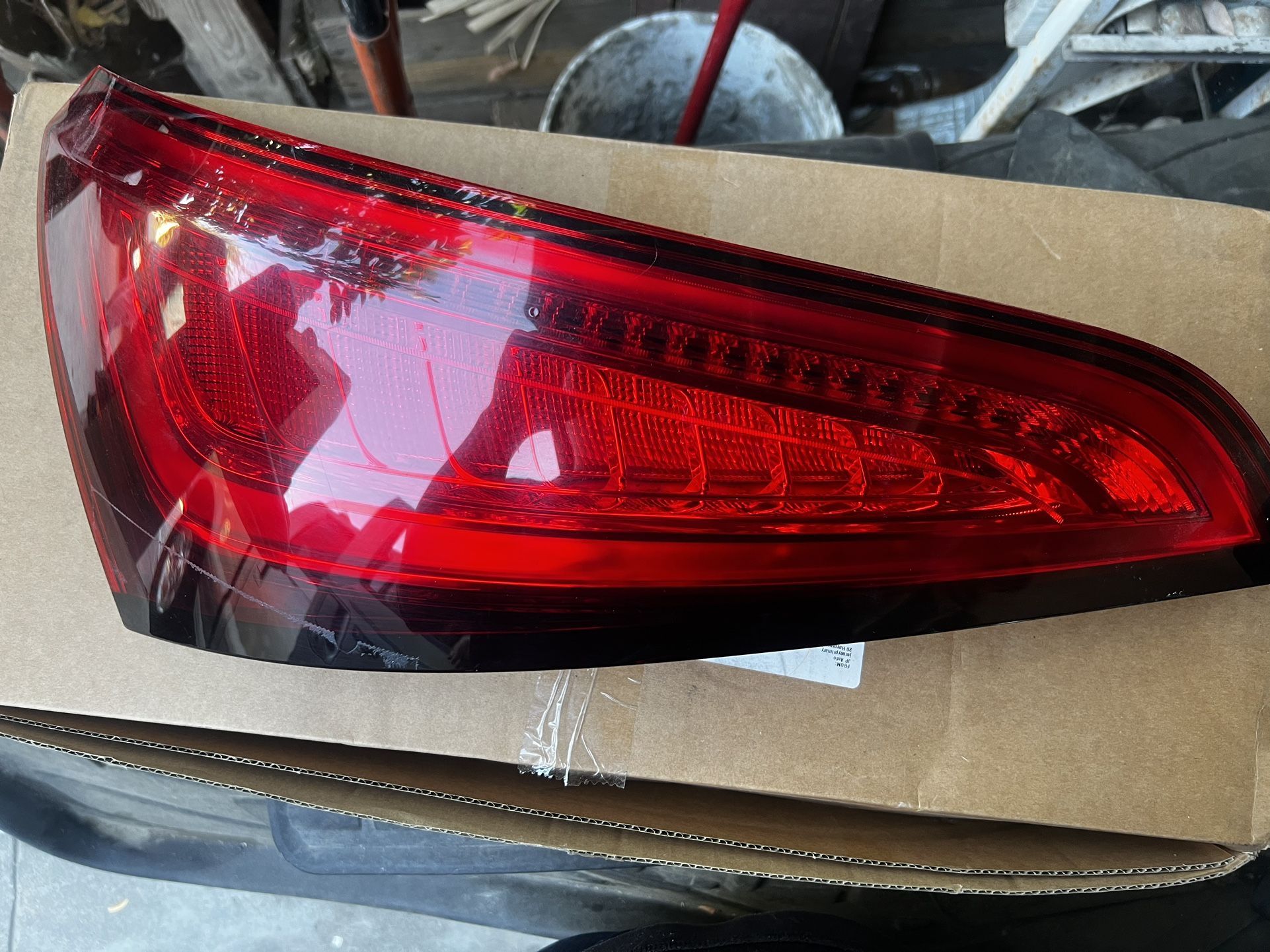 2016 AUDI Q5 Left back light 