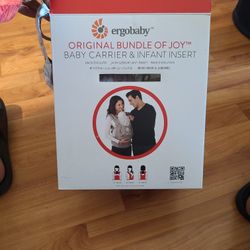 Baby Carrier & Infant Insert 
