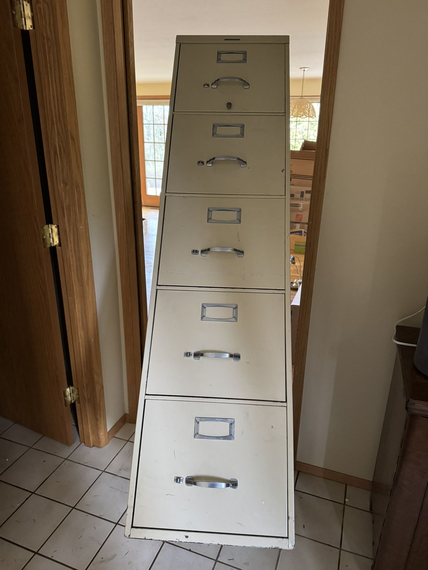 FILE CABINET