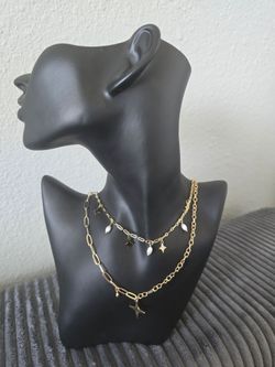 Double layered CM laminated gold necklace