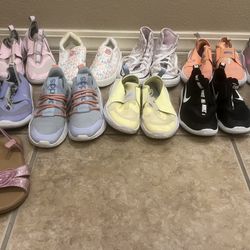 $60 11 pairs size 2 kids