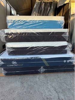 Luxury  memory foam queen size 12” New mattress in a plastic sealed.       Venta de colchones  Hablamos Español  ☎️📲call or Tex (213)713-74-89   Habl