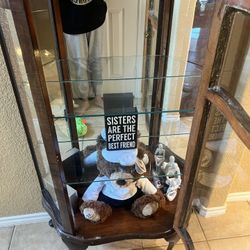 Antique Curio Cabinet With Key