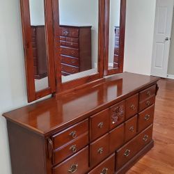 Tuscan II 6 PC Bedroom Furniture Set Dark Pine Solid Wood Queen Size