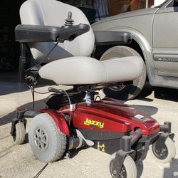 Jazzy Select 6 Pride Motor Chair