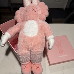 KAWS - ACCOMPLICE PLUSH DOLL