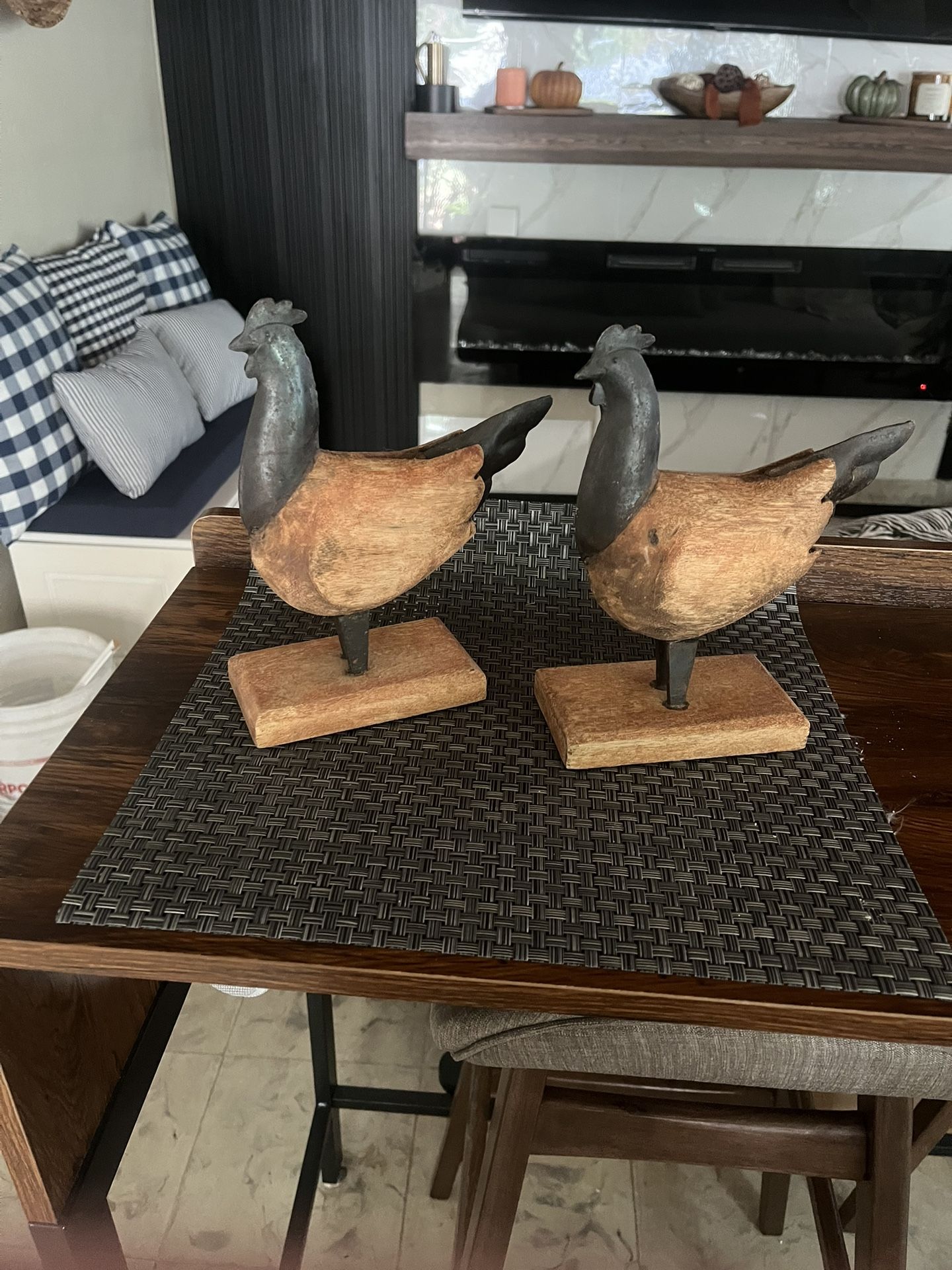 Wooden chicken