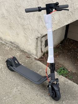 Yadea Adult Electric Scooter New $175.00 OBO