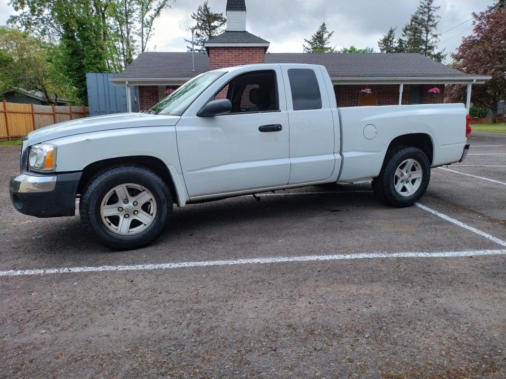 2005 Dodge Dakota