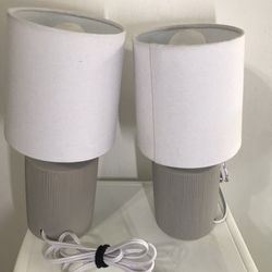 Two Lamps ( Dos Lámparas)