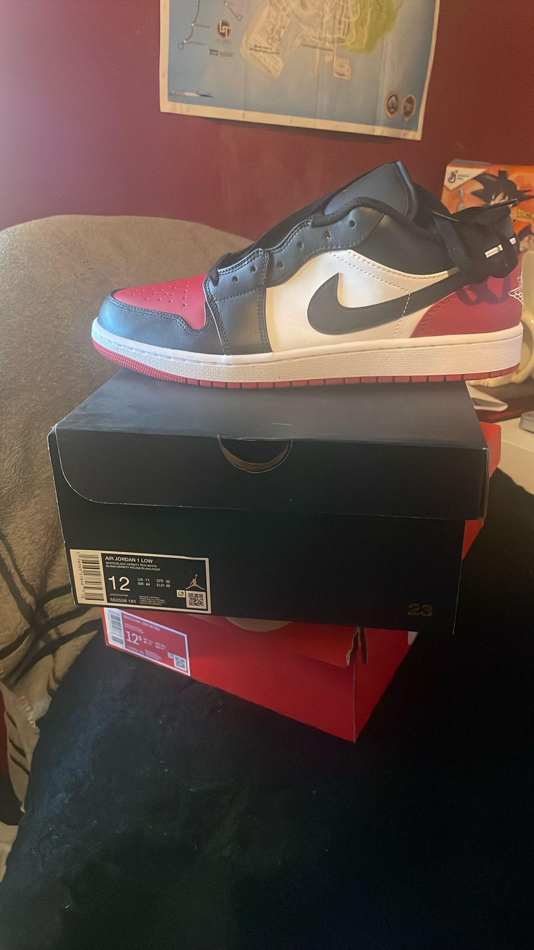 Jordan 1 low Size 12 Men
