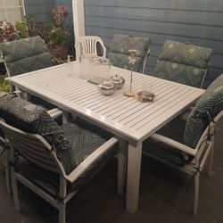 Table Set