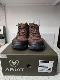 Hiking Boots Ariat