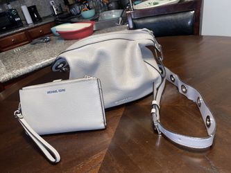 Michael Koors Handbag & Wallet