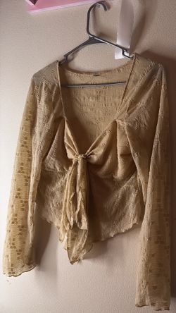 Adorable Tie Top Size Medium 