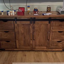 Parota Barn Door 70” Tv Stand 