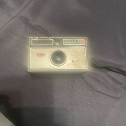 Kodak Instamatic Camera 100
