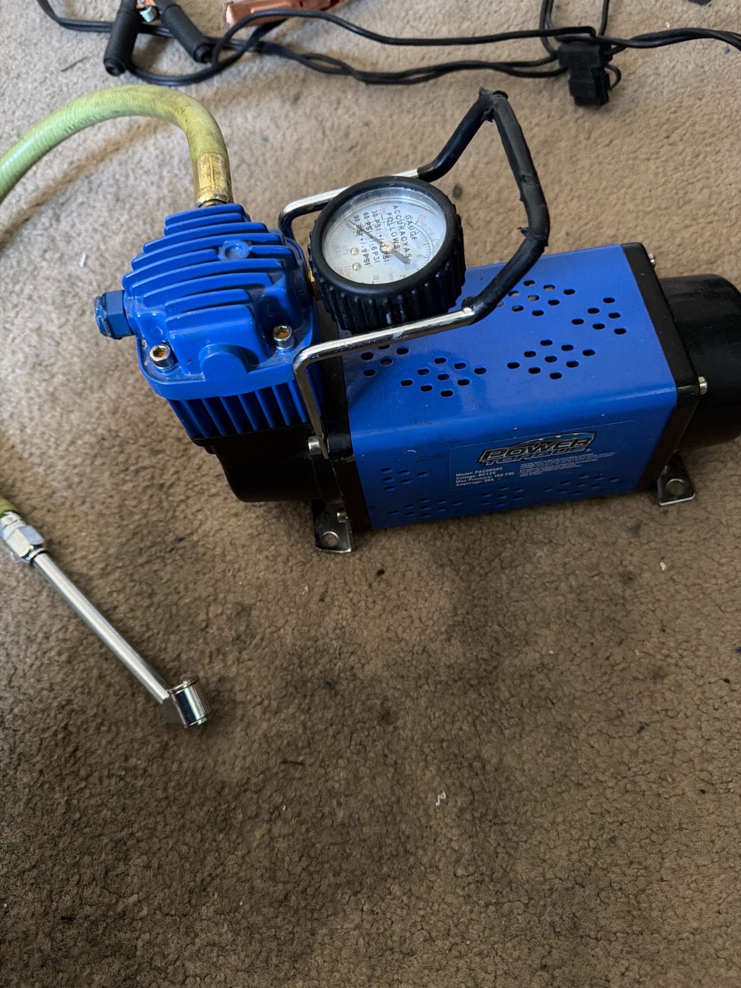 Portable Air Compressor / Vacuum Pump – Works Great