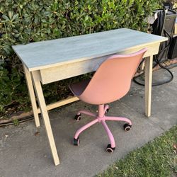 Desk Or Vanity With Chair