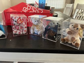 Selling mint condition rare beany babies worth 10 k