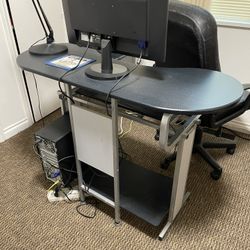 Compact Desk / Computer Desk