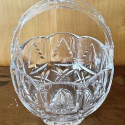 Decorative Clear Lead Crystal Glass 8.25” Christmas Basket/Candy Bowl Poland