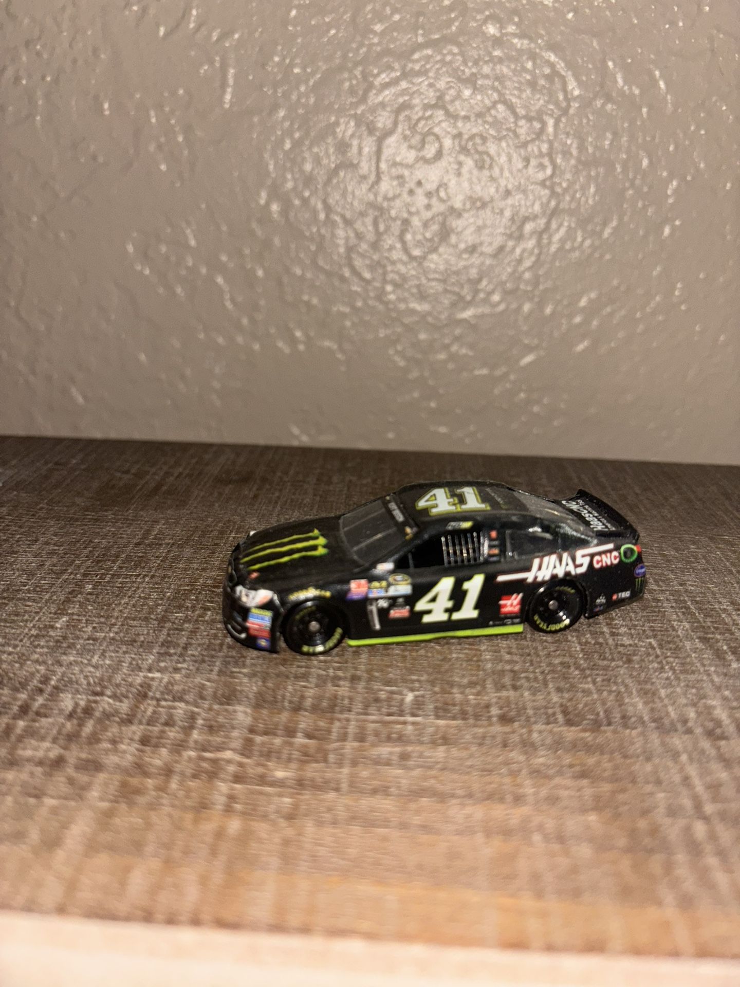 Custom 2016 Kurt Busch NASCAR Monster Energy #41 1/64 Diecast 