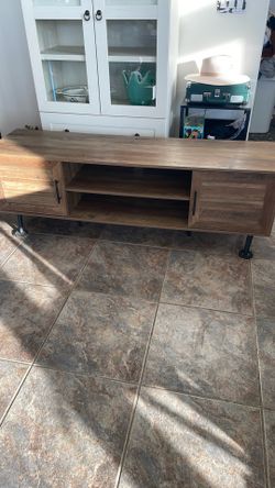 Rustic farm style tv stand