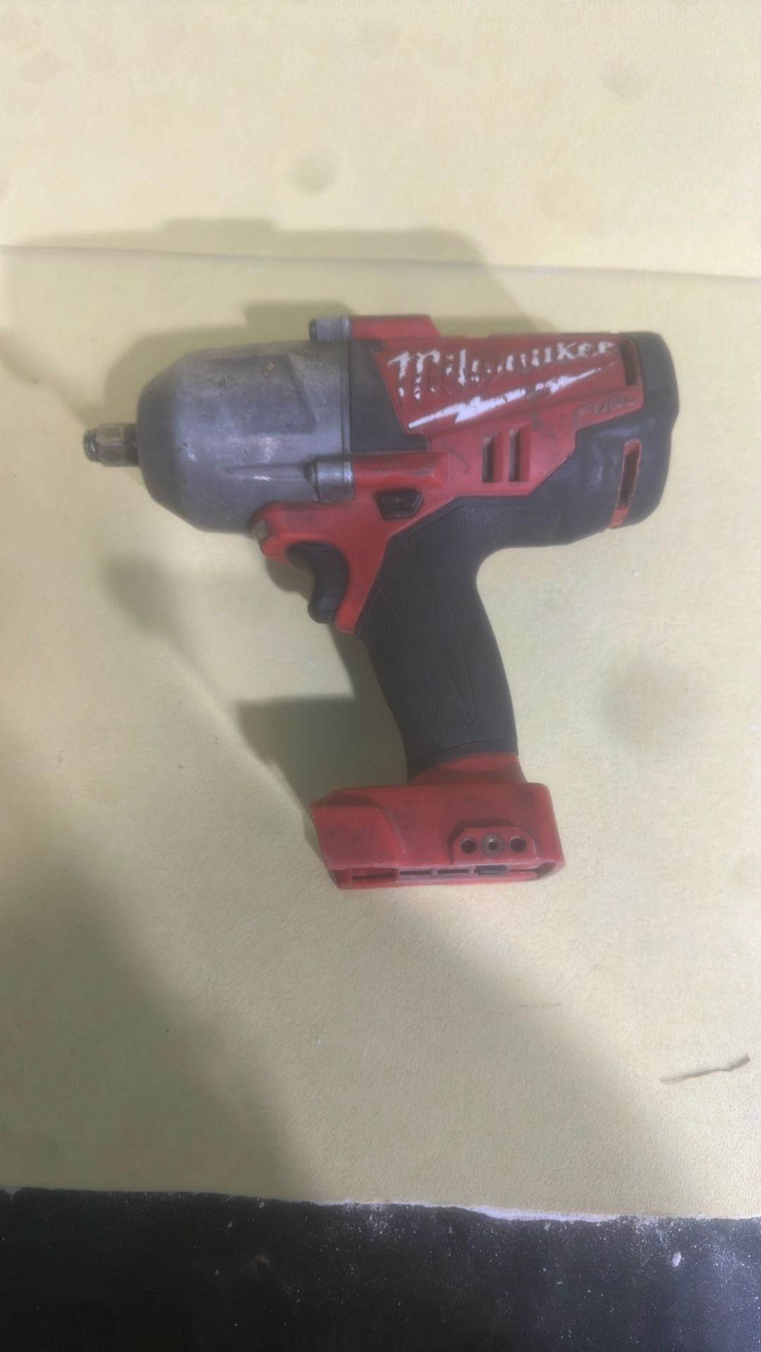 Milwaukee Impact Wrench 1/2 Inch