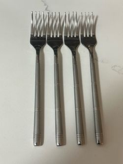 23 Dinner Forks