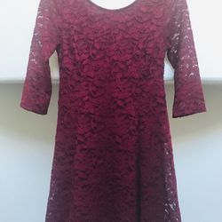 Preowned Lush Lace 3/4 Sleeve Fit and Flare Skater Dress - Maroon / Burgundy - S