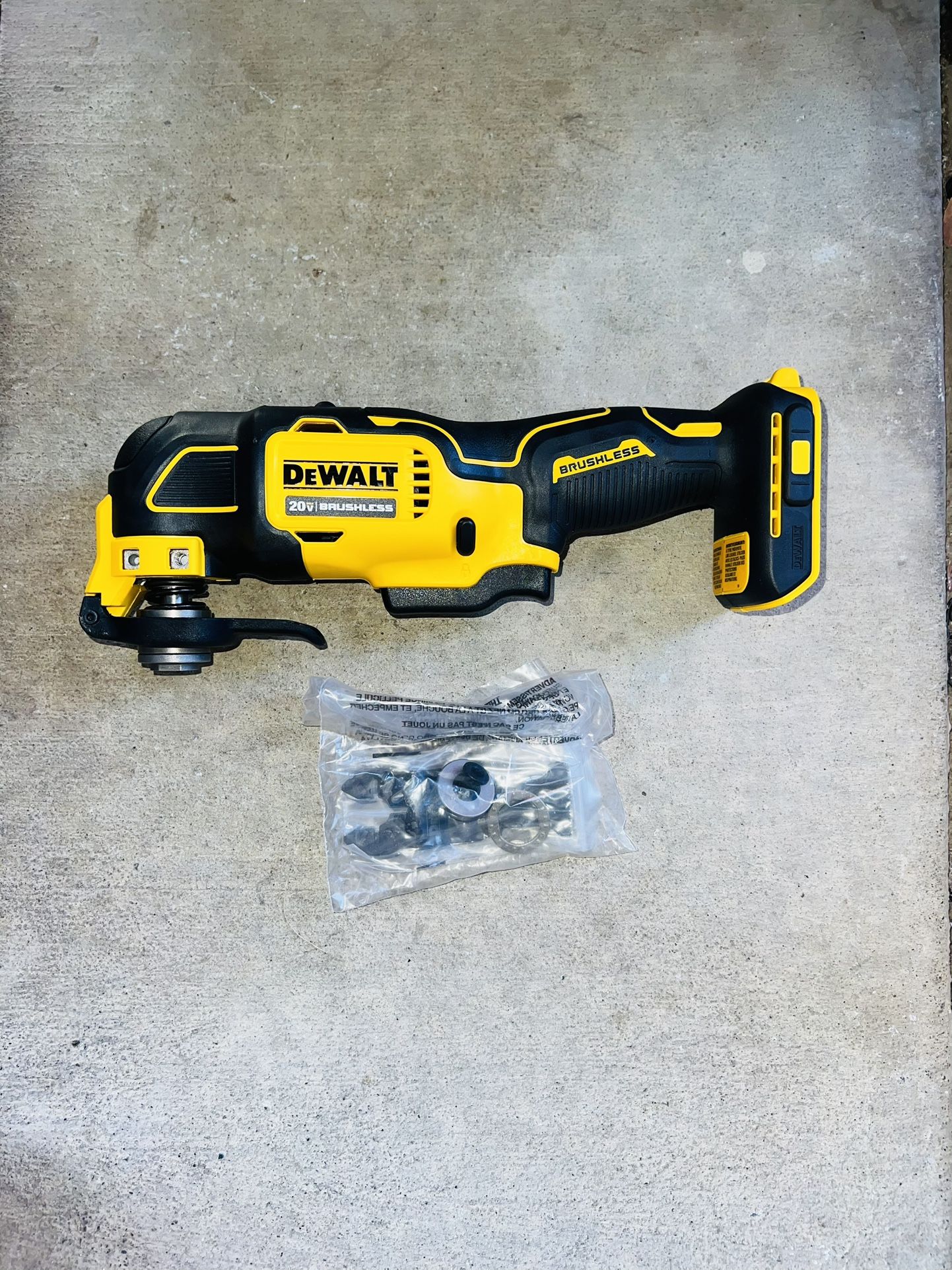 DEWALT ATOMIC 20V MAX Cordless Brushless Oscillating Multi Tool (Tool Only) New