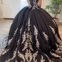 Quinceñera Dress