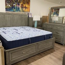 5PC BEDROOM SET ON SALE QUEEN BED DRESSER MIRROR NIGHTSTAND CHEST AVAILABLE  AVAILABLE IN KING/QUEEN READ DESCRIPTION 