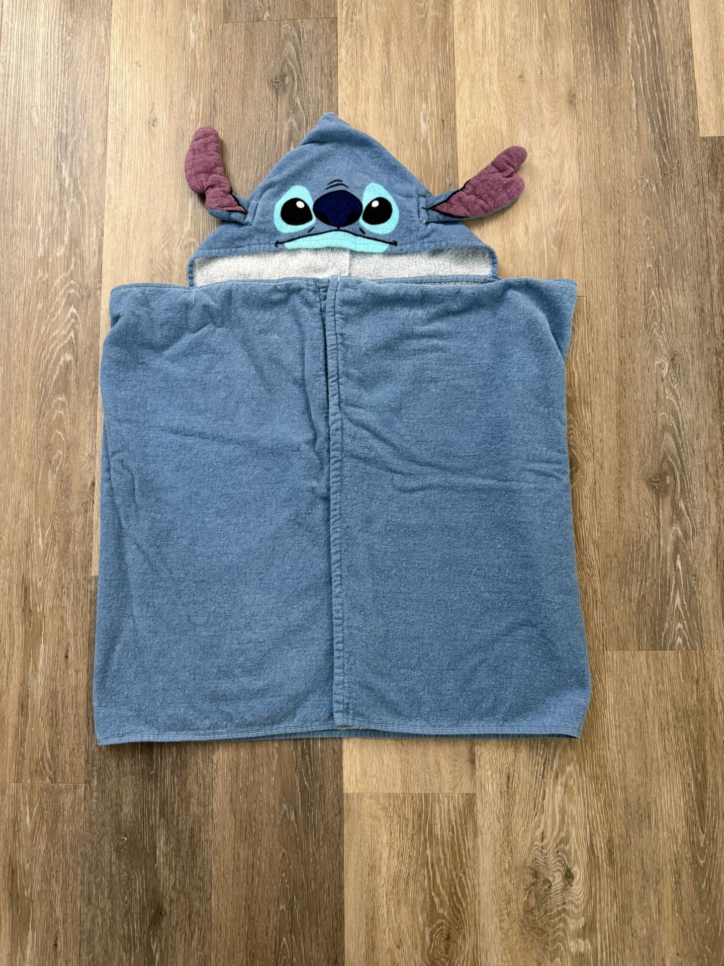 Stitch Hooded Towel