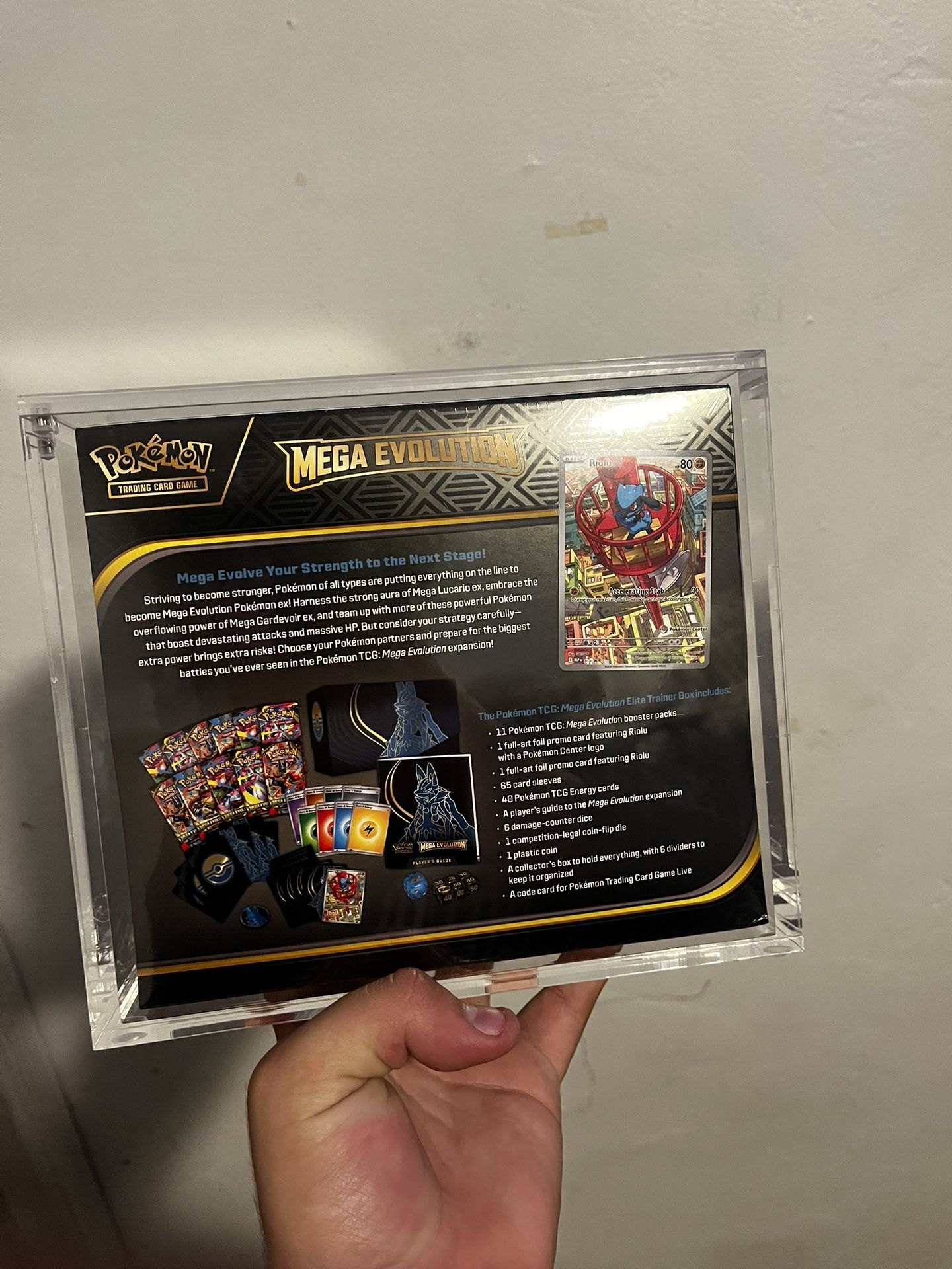 Pokemon Center Mega Evolutions ETB( Lucario )