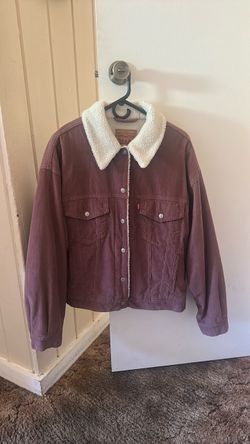 Levi's Corduroy Sherpa Trucker Jacket. Size large.
