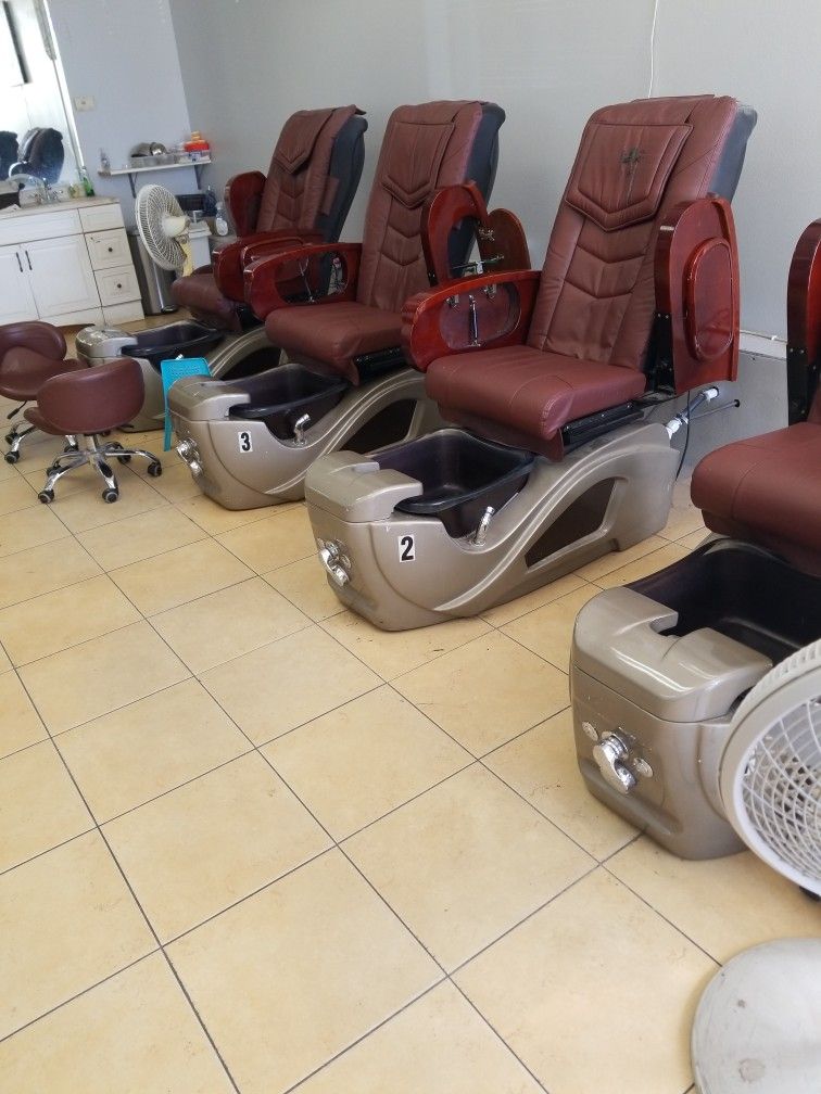 Pedicure 4 Chair $160