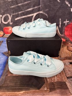 Converse All Star Juniors Size 1 Big Eyelets Blue 661874F