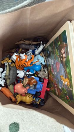 FREE TOYS