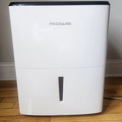 Dehumidifier 