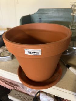 Small Clay Pot With Saucer