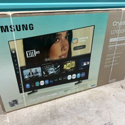 SAMSUNG 65” SMART TV 4K CRYSTAL UHD NEW IN BOX! 2025 MODEL! PRICE FIRM! DELIVERY AVAILABLE!