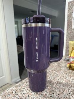 Starbucks Stanley